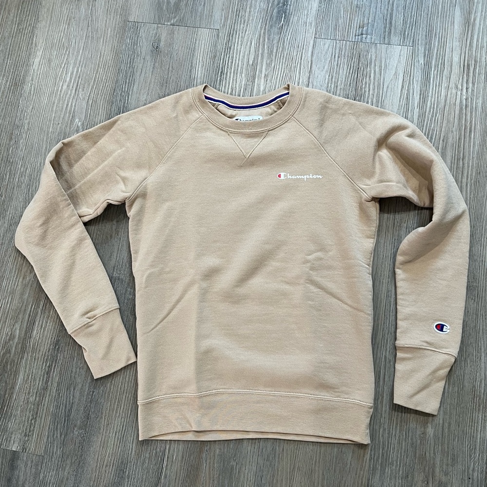 Champion beige crewneck sweater. Size XS. Never worn.